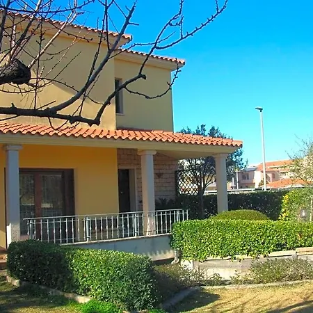 住宿加早餐酒店 Sardinia House 奧爾比亞