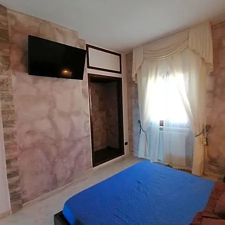 Sardinia House 奧爾比亞